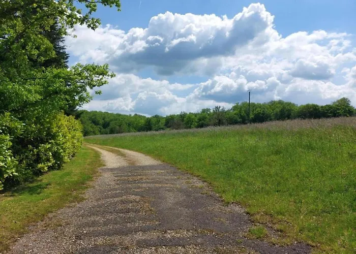 Maison De Le Tilleul بيت للعطل