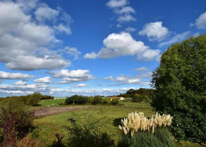 Maison De Le Tilleul بيت للعطل *